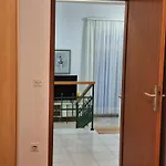 Ornela Appartement *