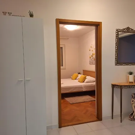 Ornela Traù