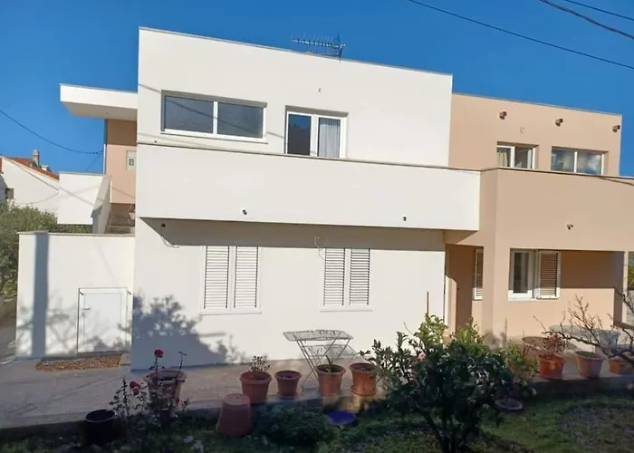 Ornela Appartamento Traù