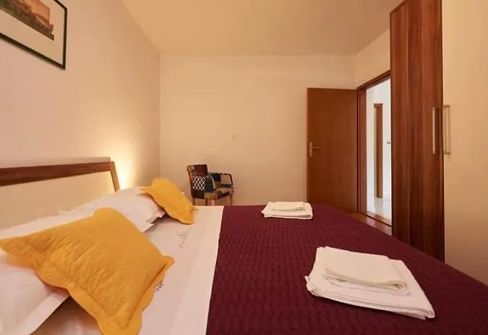 Appartamento Ornela Traù