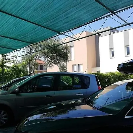 Ornela Appartamento Traù